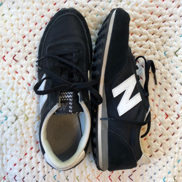 new balance black 410
